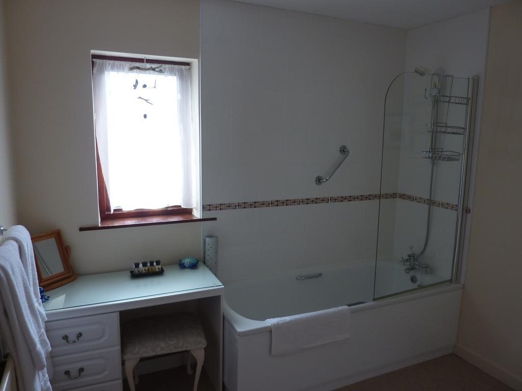 Fernleigh Guest House Линтън Стая снимка