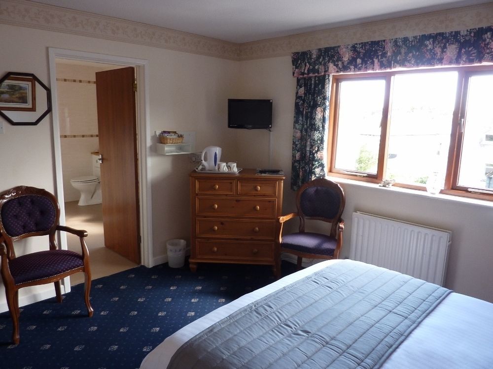 Fernleigh Guest House Линтън Екстериор снимка