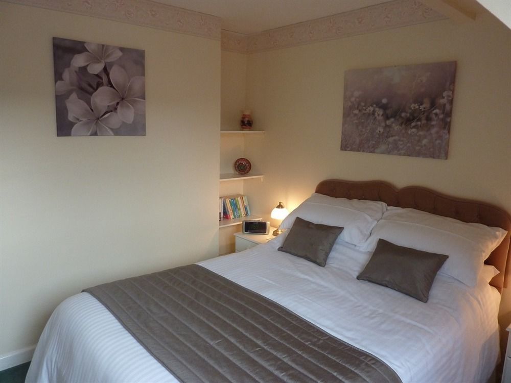 Fernleigh Guest House Линтън Екстериор снимка