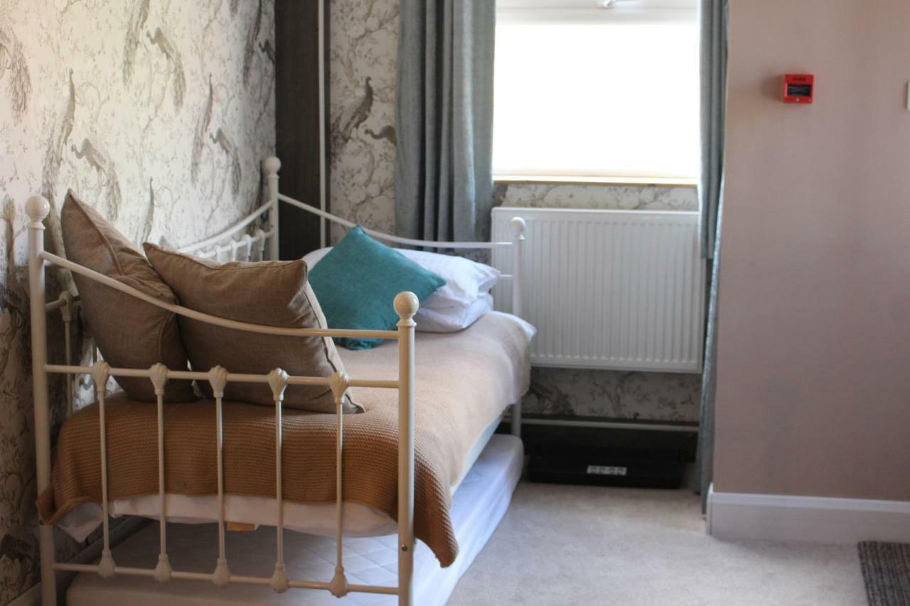 Fernleigh Guest House Линтън Екстериор снимка