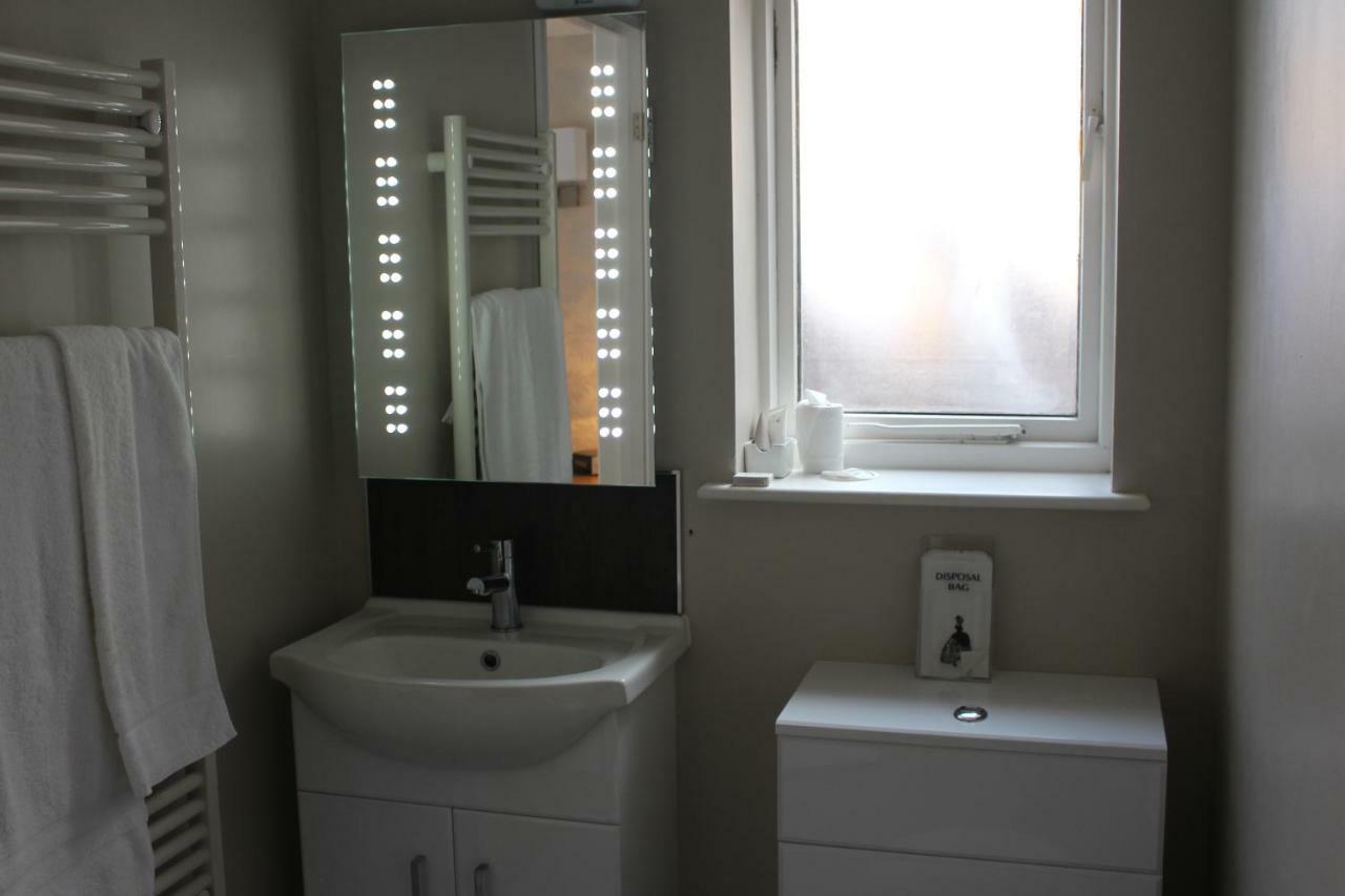 Fernleigh Guest House Линтън Екстериор снимка
